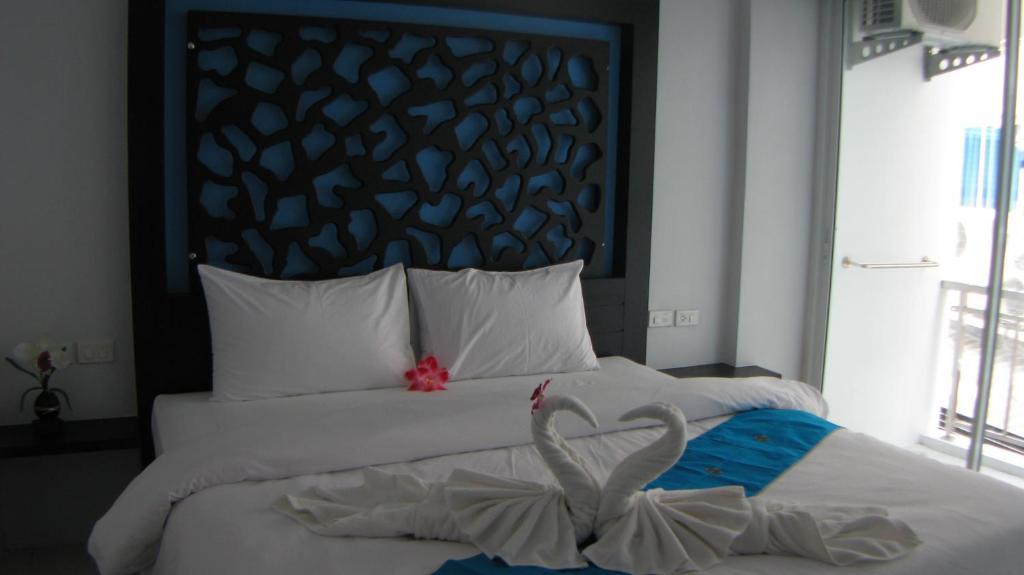 The Silk Hill Hotel Patong Habitación foto